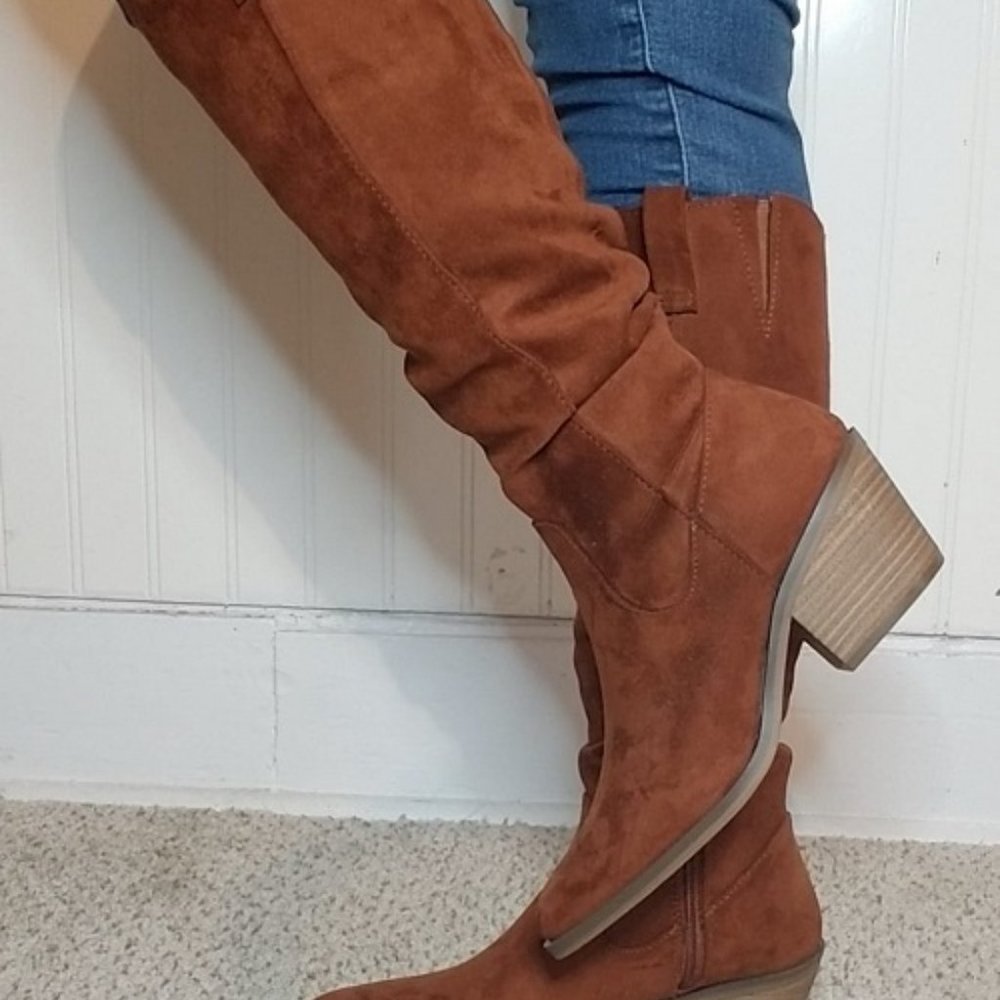 Women's Lainee Heeled Scrunch Fashion Boots Universal Thread brown/barb - Picture 10 of 16